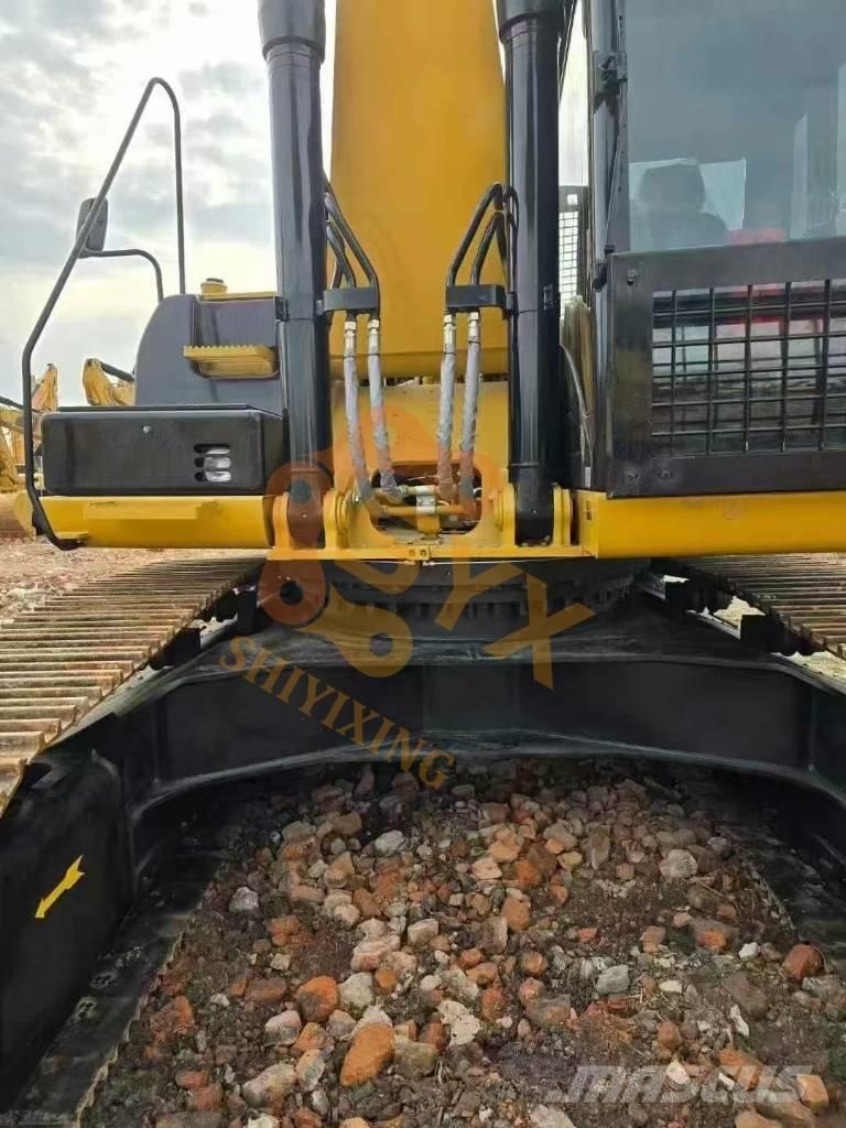 CAT 336 D حفارات زحافة