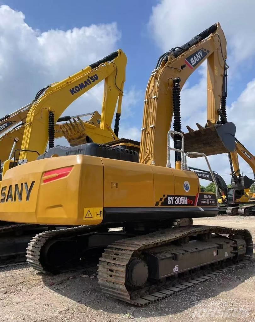Sany SY 305 H حفارات زحافة