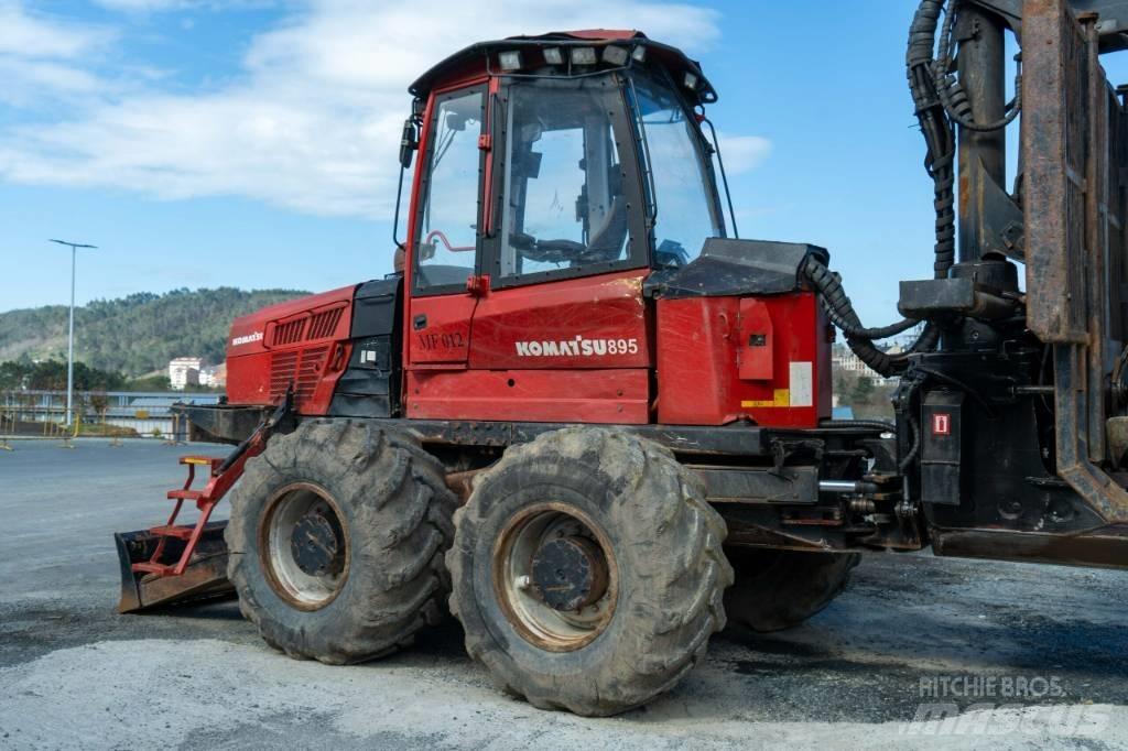 Komatsu 895.1 - 8WD شاحنات