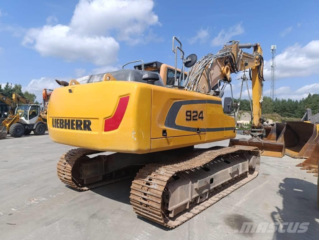 Liebherr R924 LC حفارات زحافة