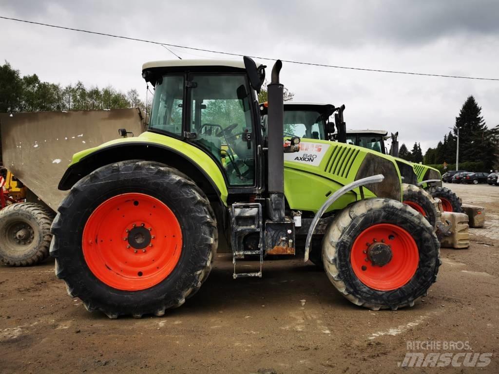 CLAAS Axion 840 الجرارات