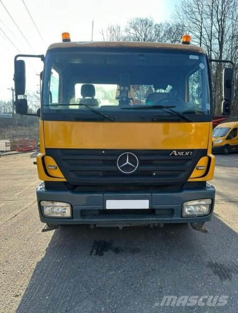 Mercedes-Benz Axor مضخات خرسانة