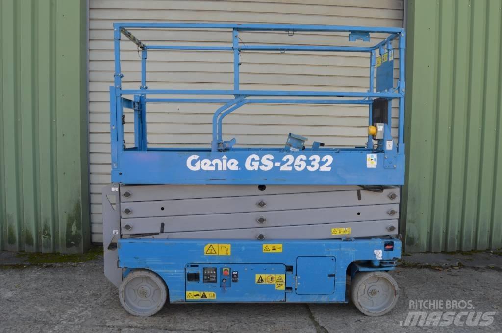 Genie GS 2632 رافعات مقصية الشكل