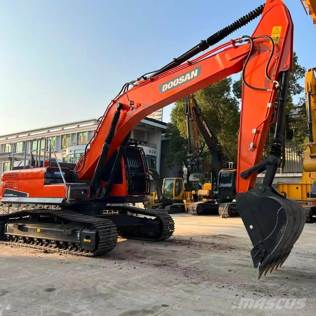 Doosan DX225LC-9C حفارات وسط 7 طن - 12 طن