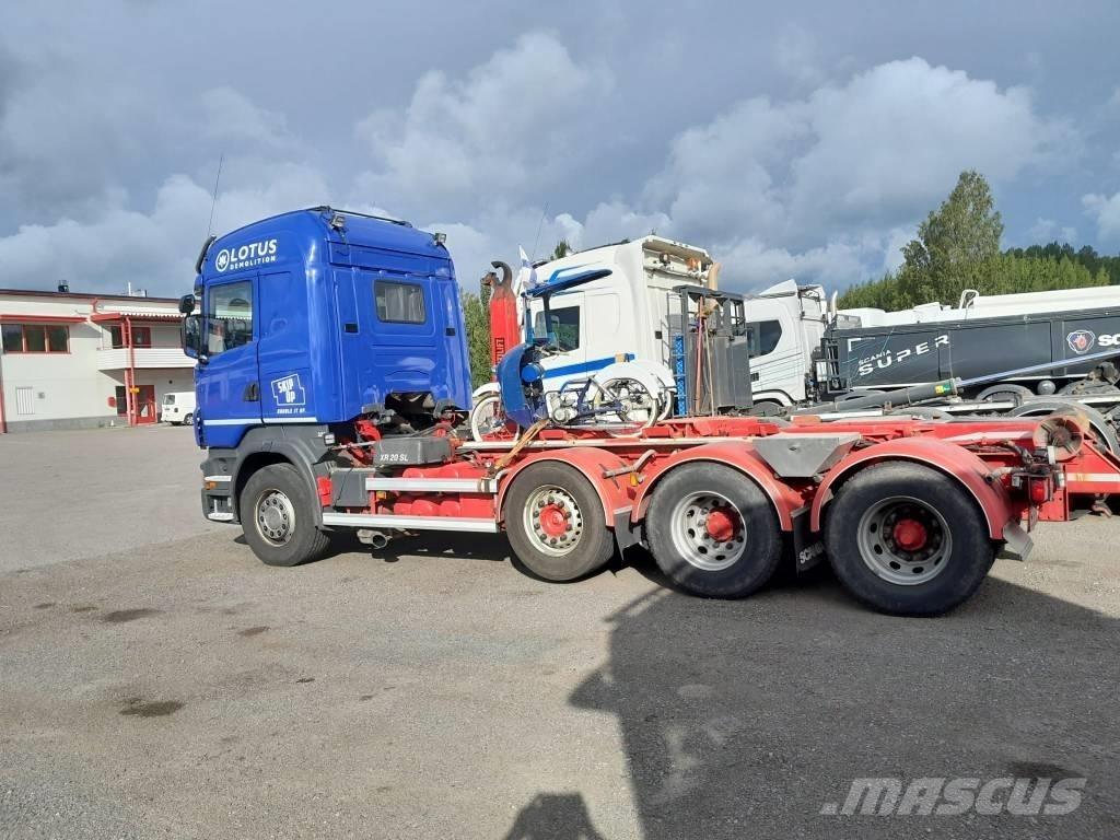 Scania R 560 8x4 وحدات الجر