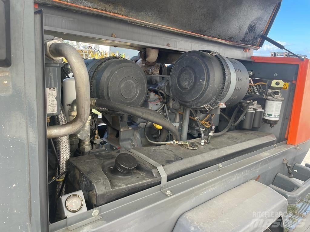 Atlas Copco XAHS 186 مكابس