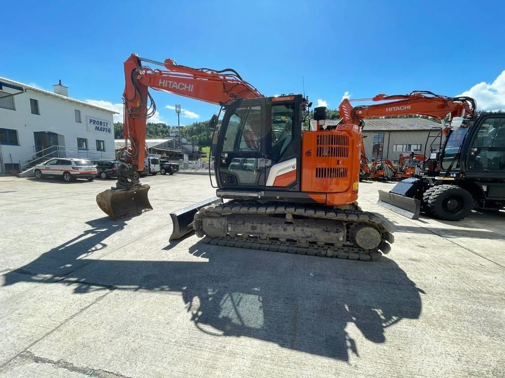 Hitachi ZX135US حفارات زحافة