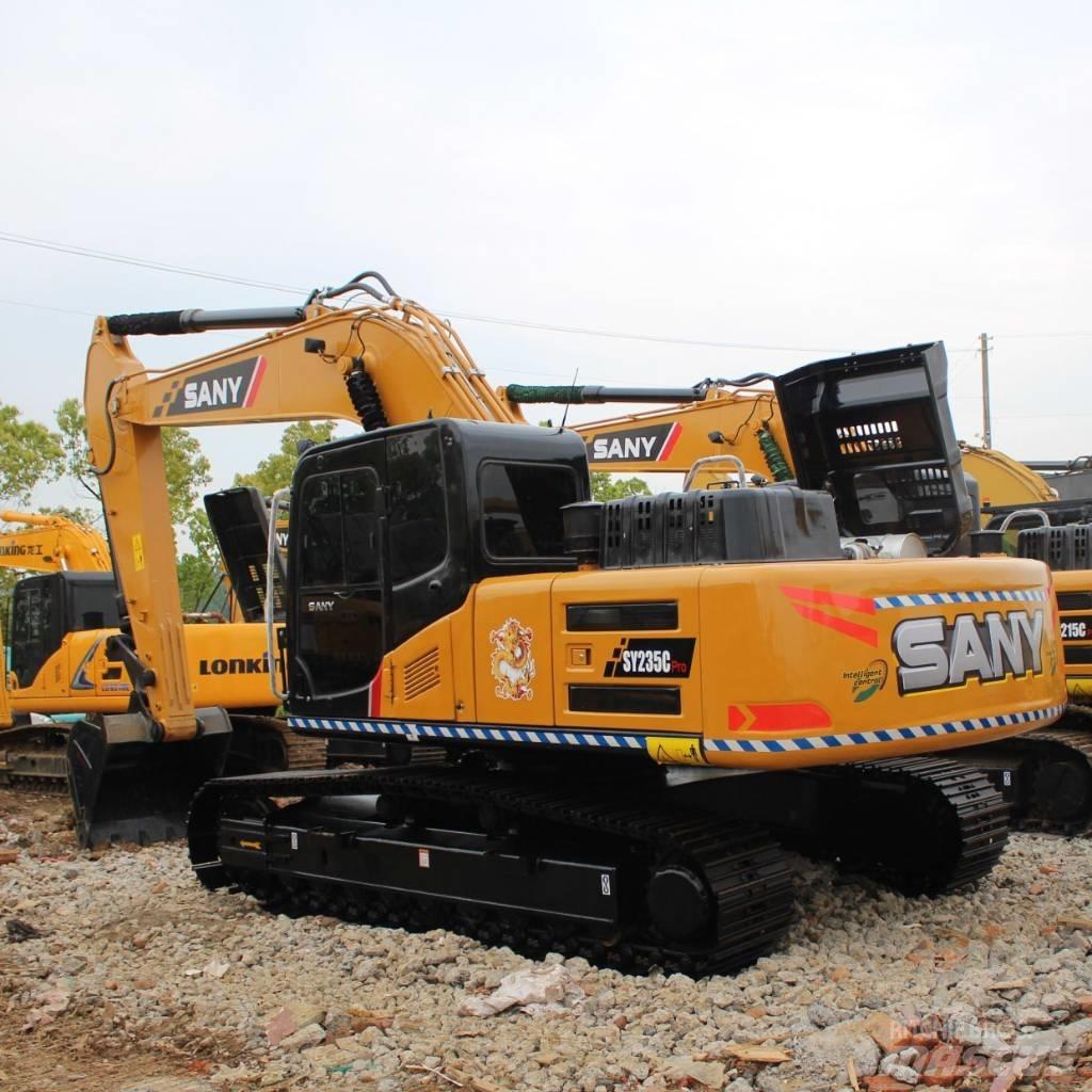 Sany SY 235 C حفارات زحافة