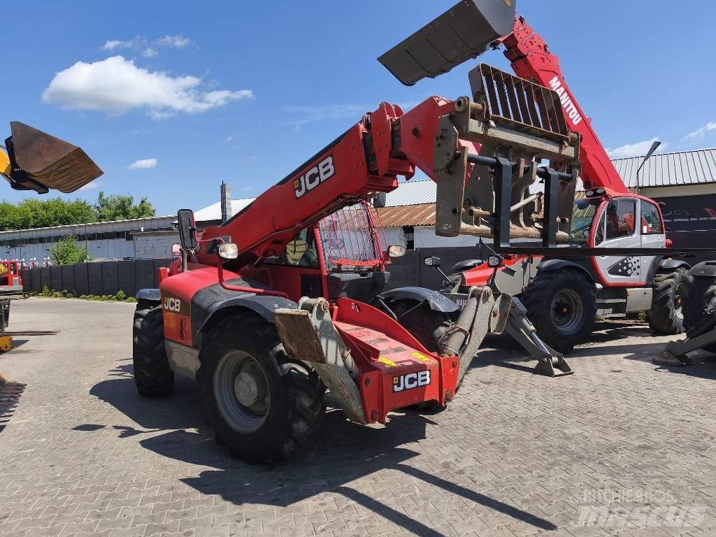 JCB 535-125 مناولات متداخلة