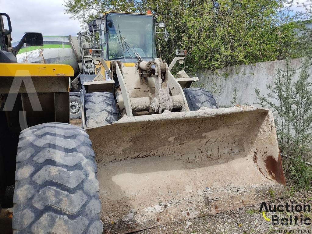 Komatsu WA250-5 لوادر بعجل