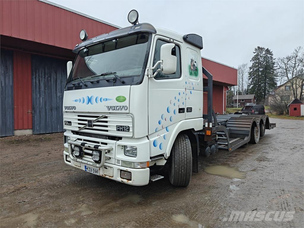 Volvo FH 12 شاحنات نقل آلة الغابات