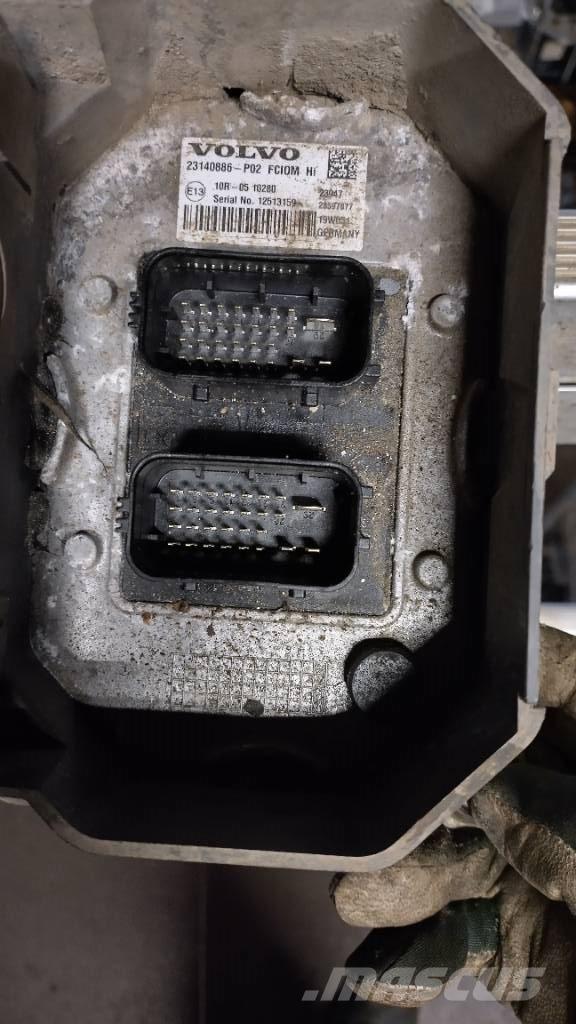 Volvo FCIOMM إلكترونيات