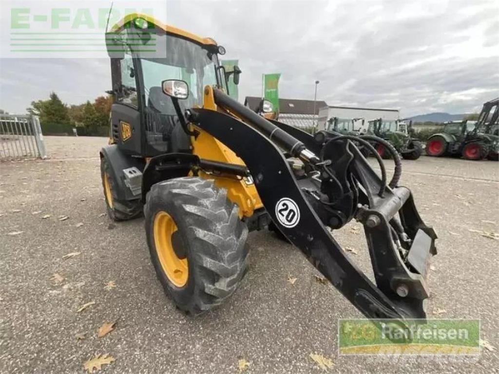 JCB 409 حفارات صغيرة أقل من 7 طن (حفارات صغيرة)