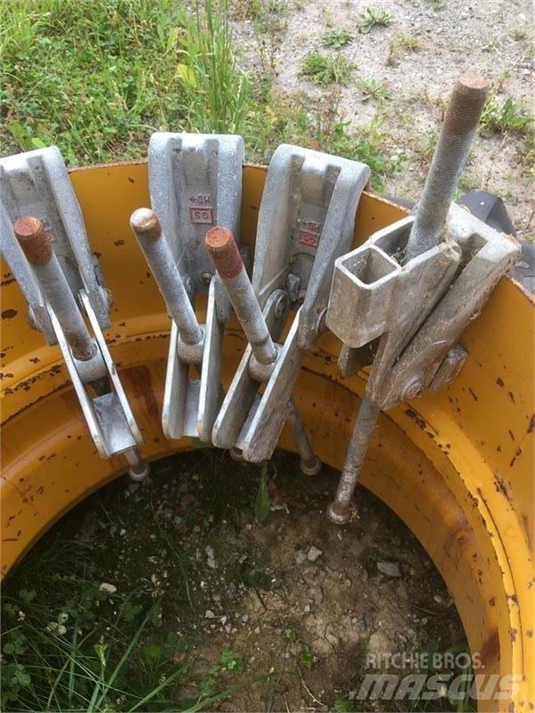 Vredestein 420/85-30 الإطارات والعجلات والحافات