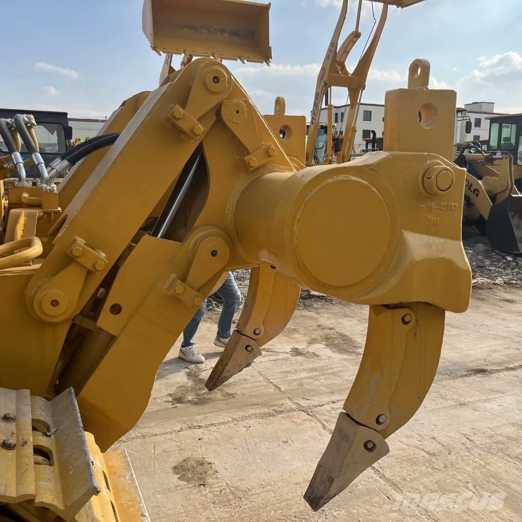 Shantui SD 22 بلدوزرات مجنزرة