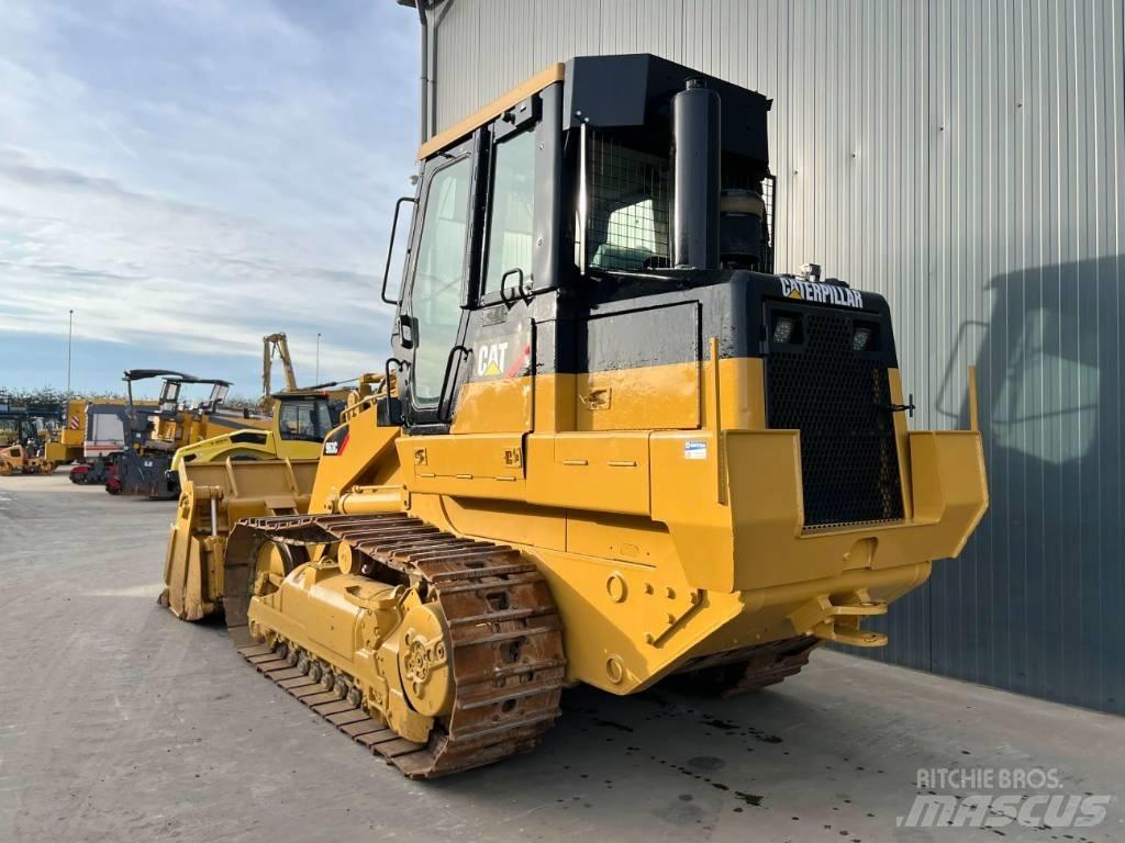 CAT 963C لوادر زحافة