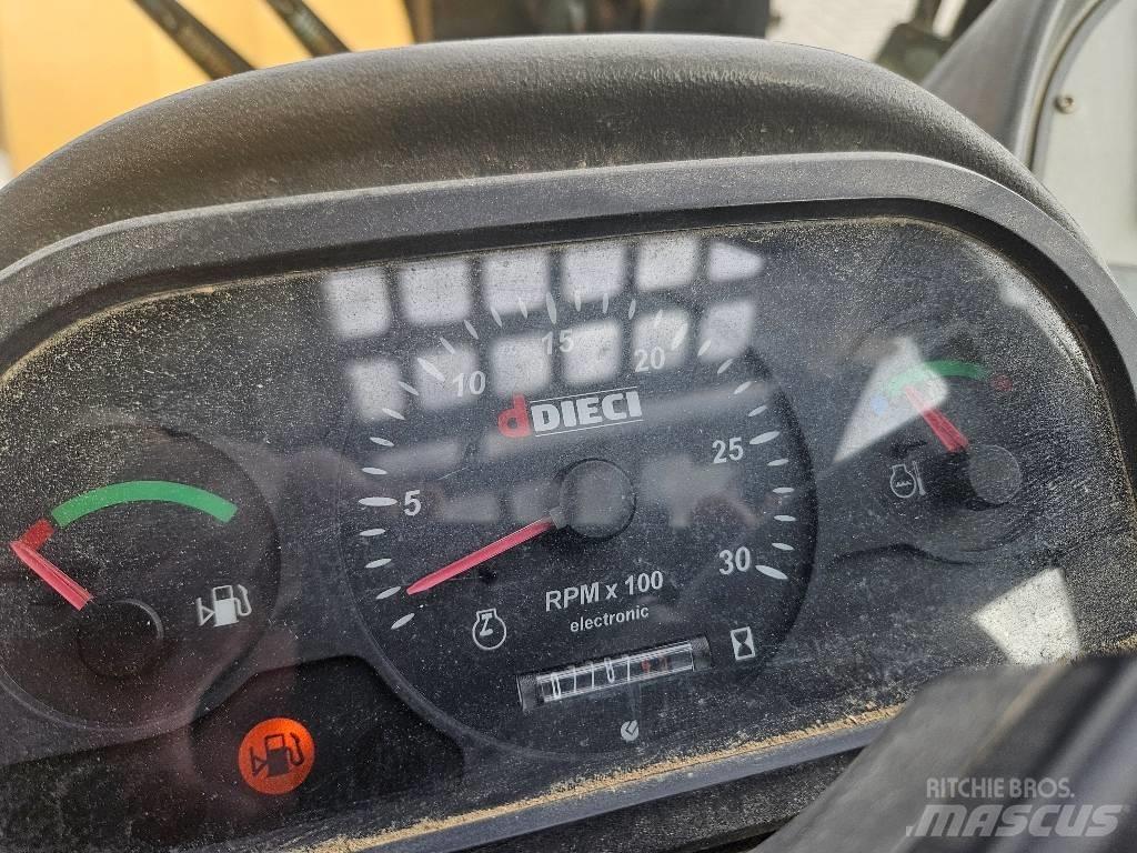 Dieci Agri Plus 40.7 معدات مناولة لأغراض الزراعة