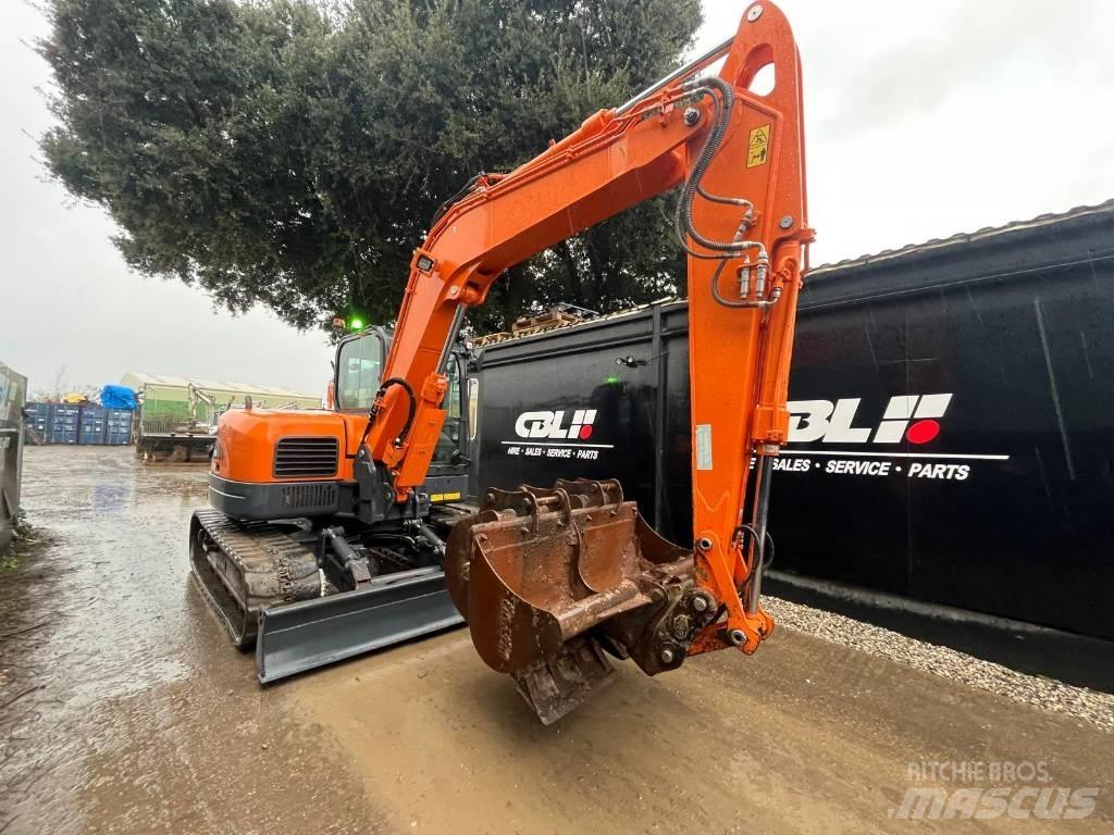 Doosan DX 85 R-3 حفارات وسط 7 طن - 12 طن