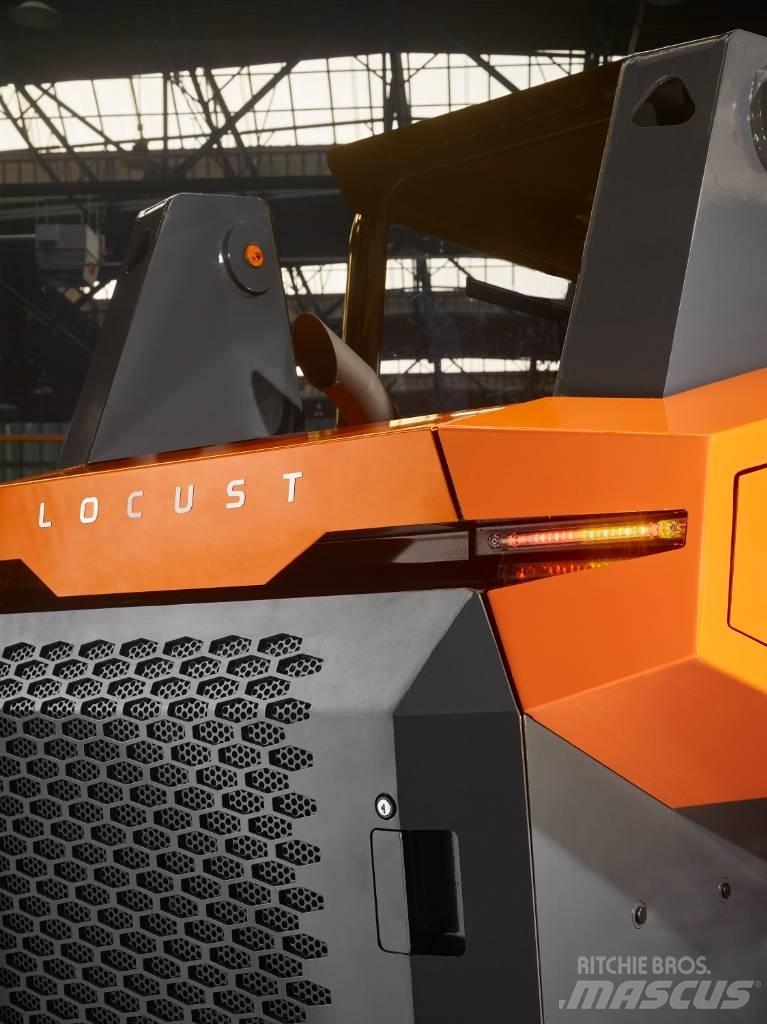 Locust L904 لوادر انزلاقية التوجيه