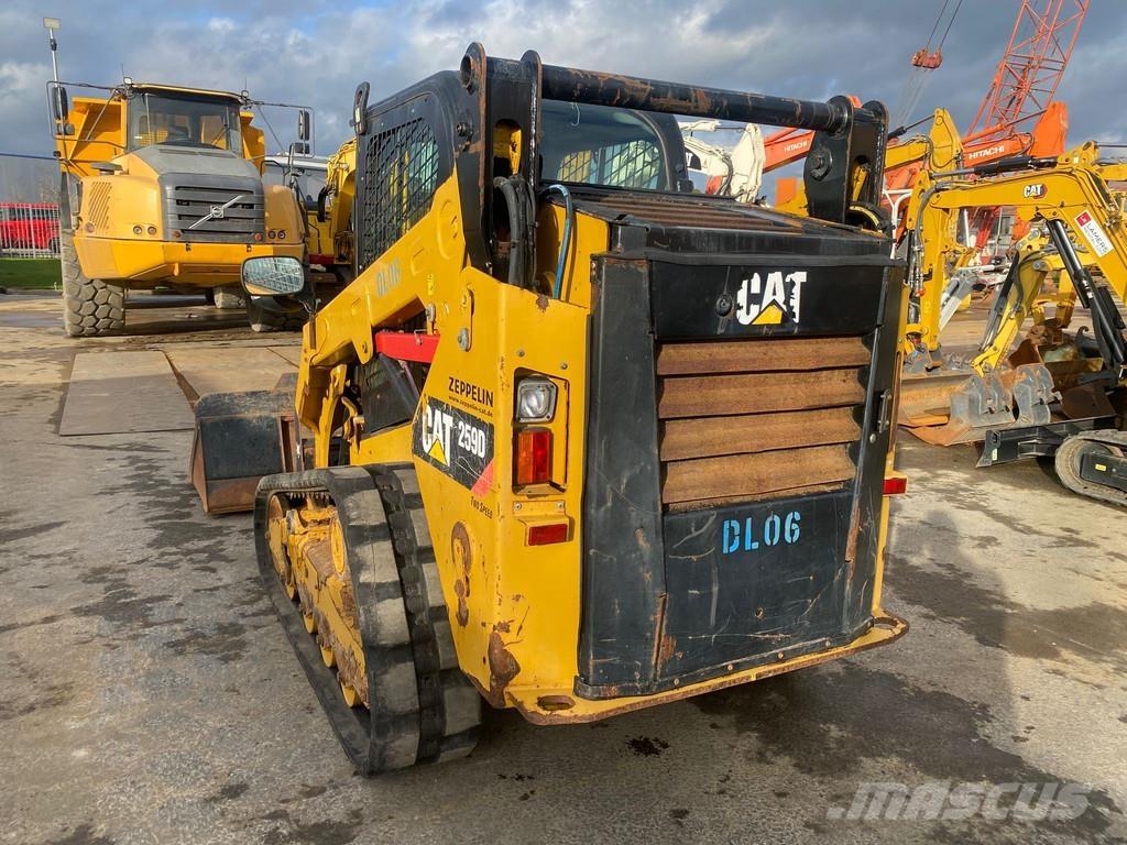 CAT 259D NVT لوادر انزلاقية التوجيه