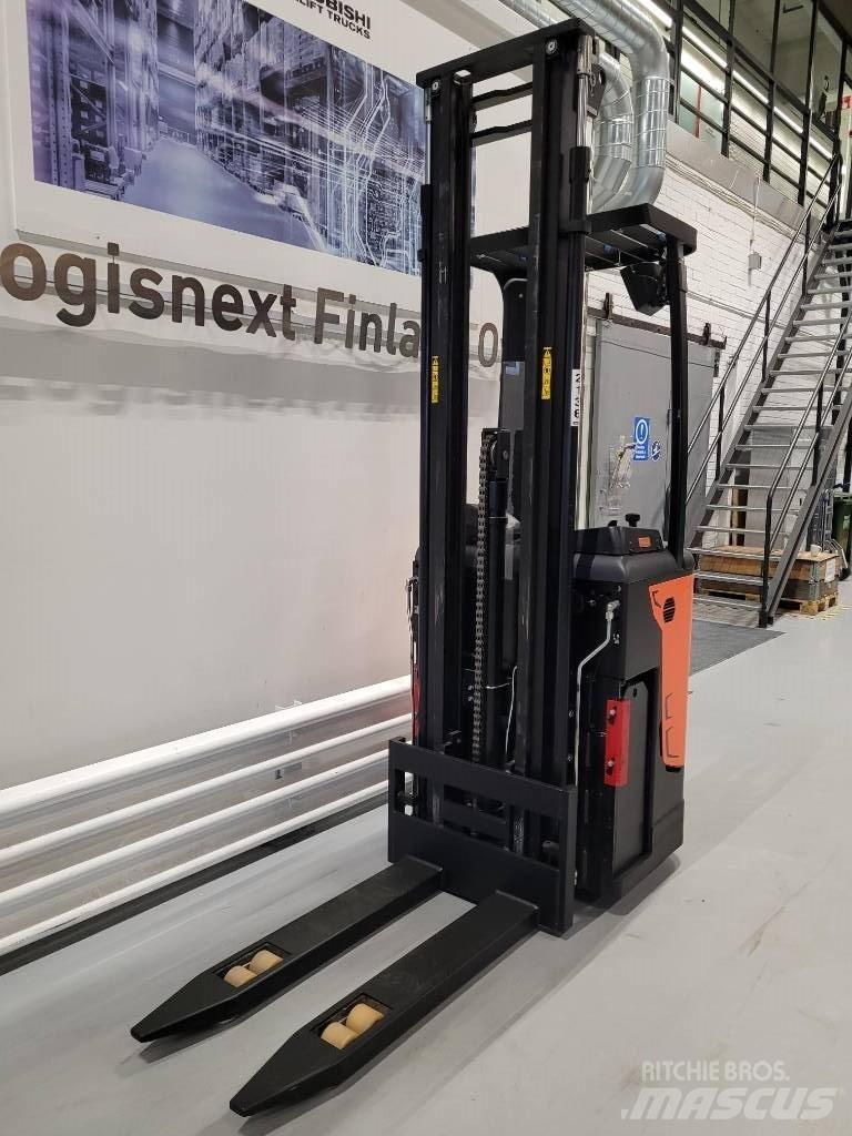 Rocla SST 16 AC شاحنات مناولة ذاتية الدفع