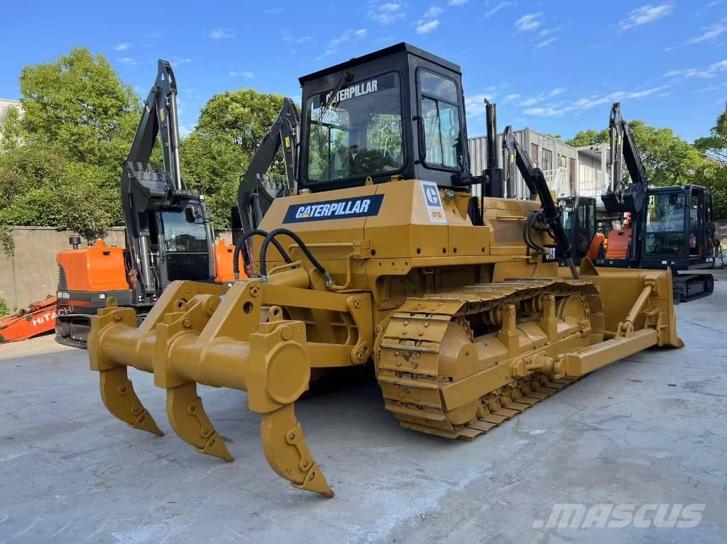 CAT D 7 G بلدوزرات مجنزرة
