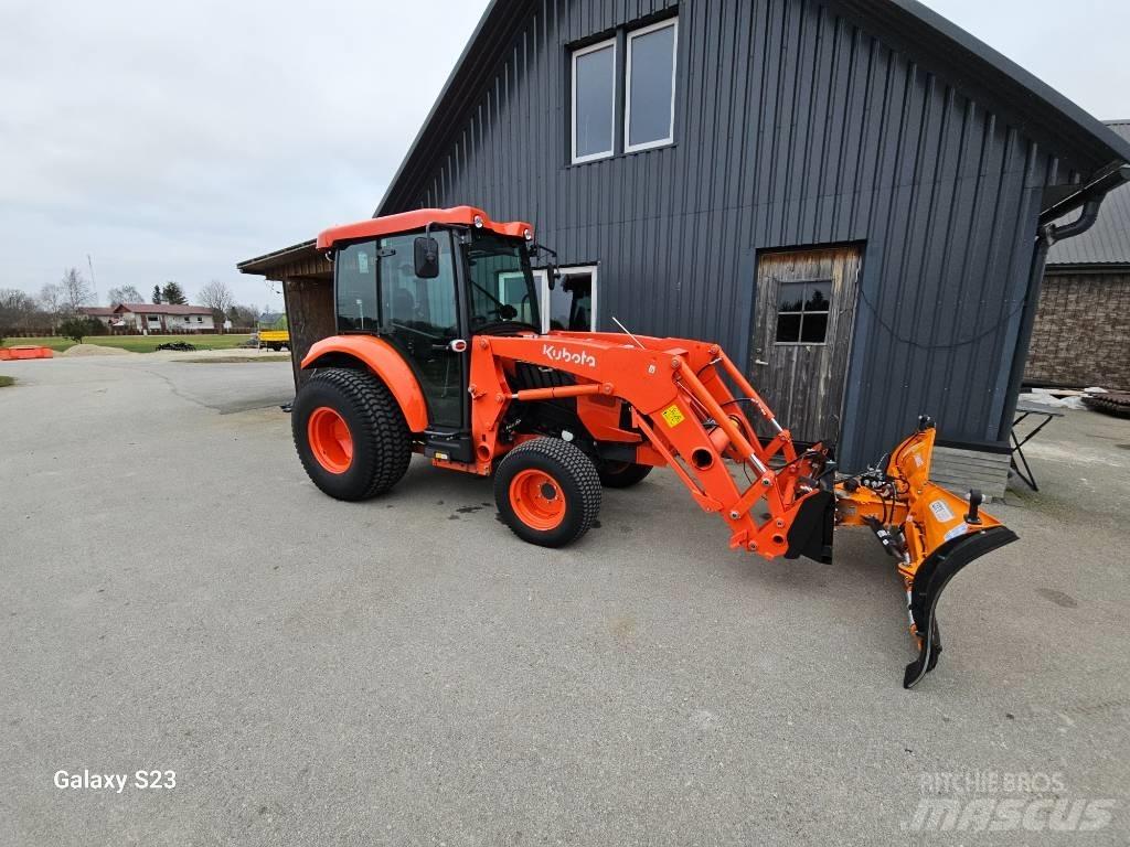 Kubota L2-522 الجرارات