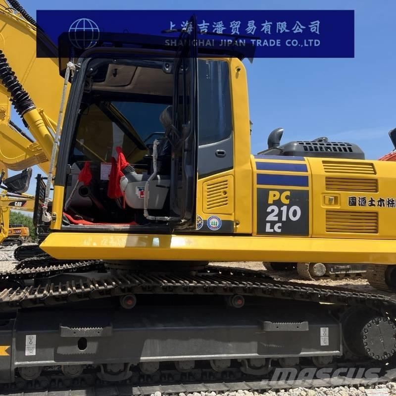 Komatsu PC 210 حفارات زحافة