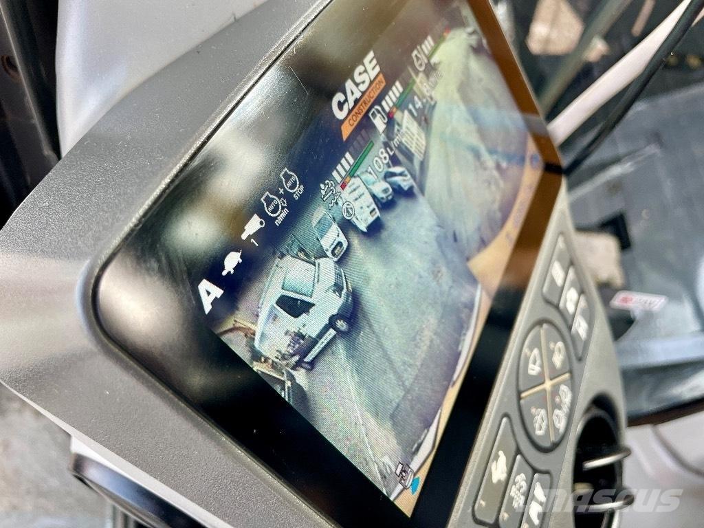 CASE CX 145 D SR حفارات زحافة