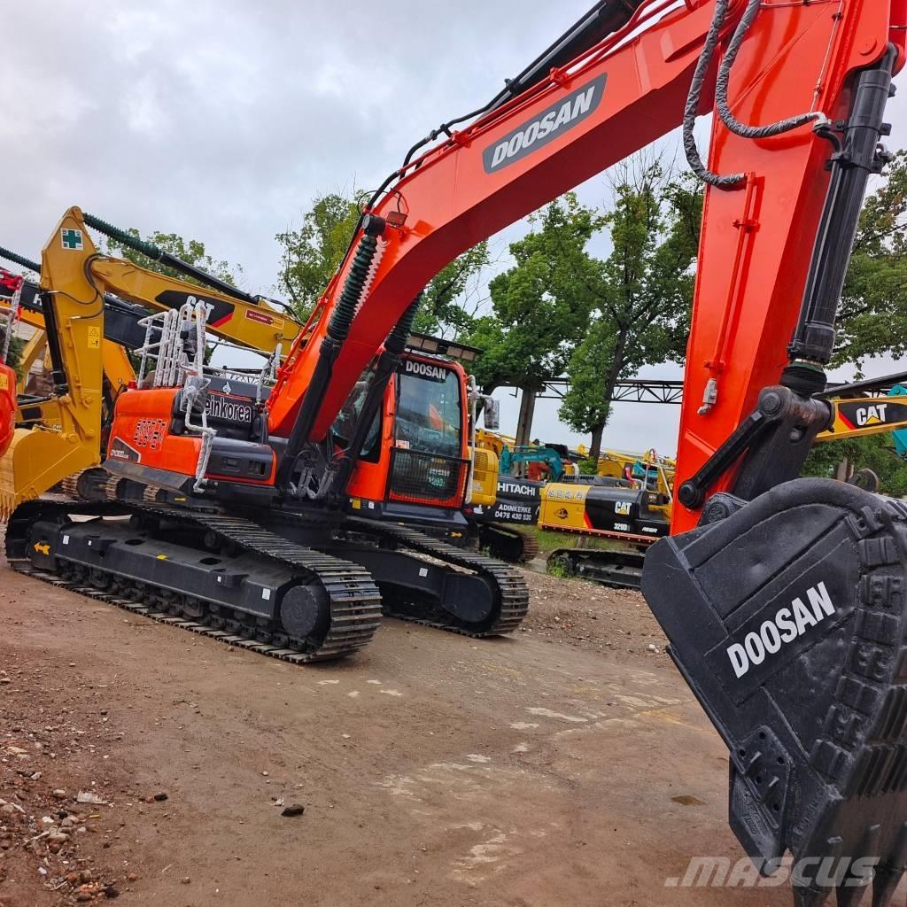 Doosan DX 300LC-9C حفارات زحافة