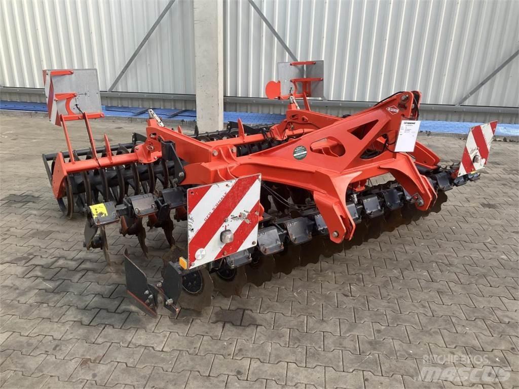 Kuhn 303 زحافات ساحقة
