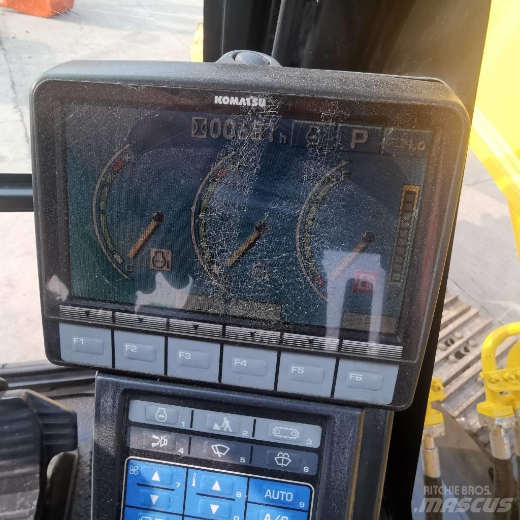 Komatsu PC 200-8 حفارات زحافة