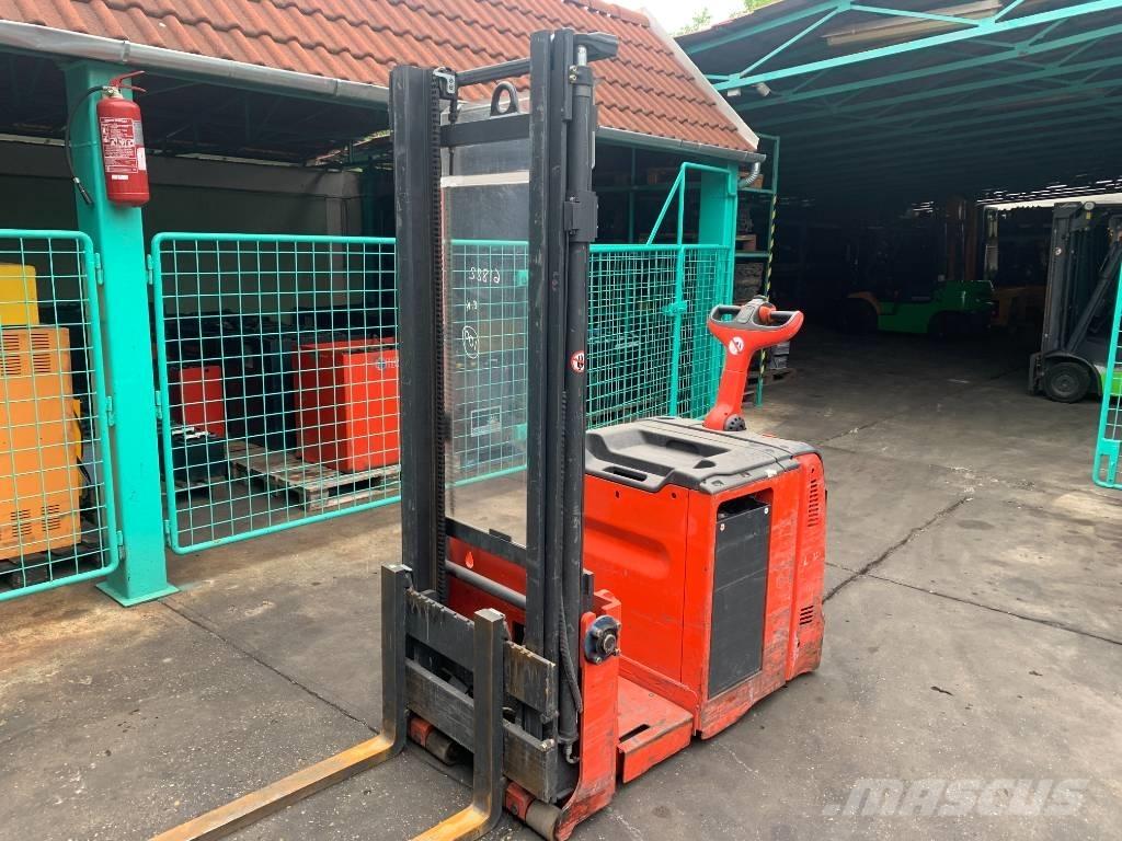 Linde L12AC V-3818 شاحنات مناولة ذاتية الدفع