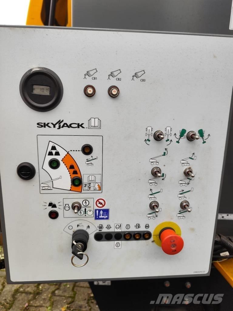 SkyJack SJ 45 T+ رافعات سلة تلسكوبية