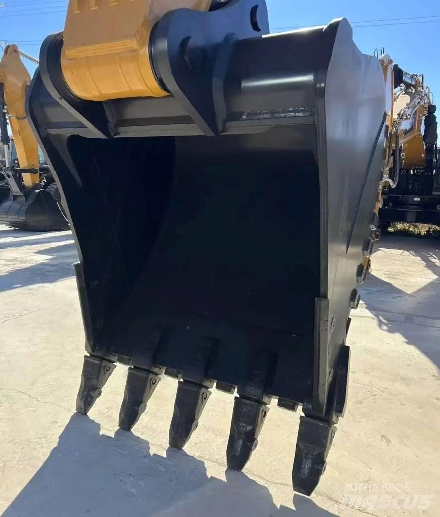 Sany SY 550 H حفارات زحافة