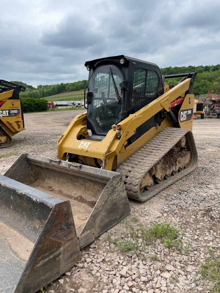 CAT 299 D 2 لوادر انزلاقية التوجيه