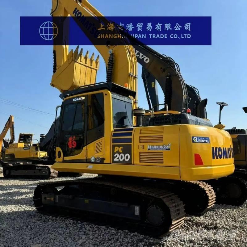 Komatsu PC 200 حفارات زحافة