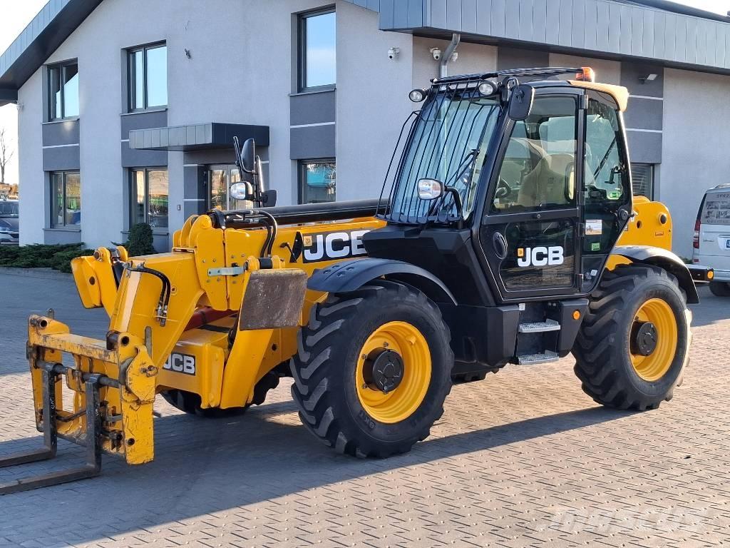 JCB 535-125 Hiviz مناولات متداخلة