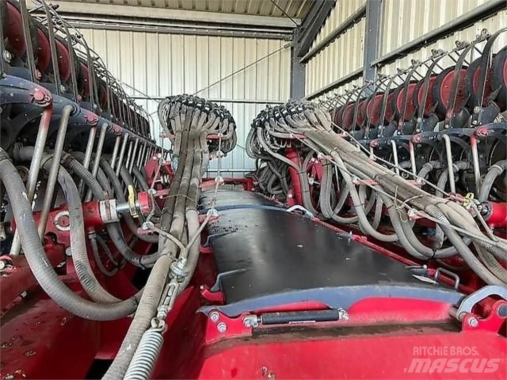 Horsch Serto 12SC مثاقيب