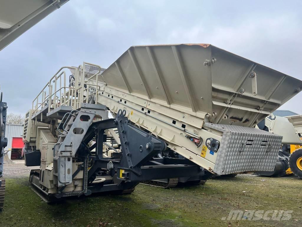 Metso LT 300 HP الكسارات المتنقلة