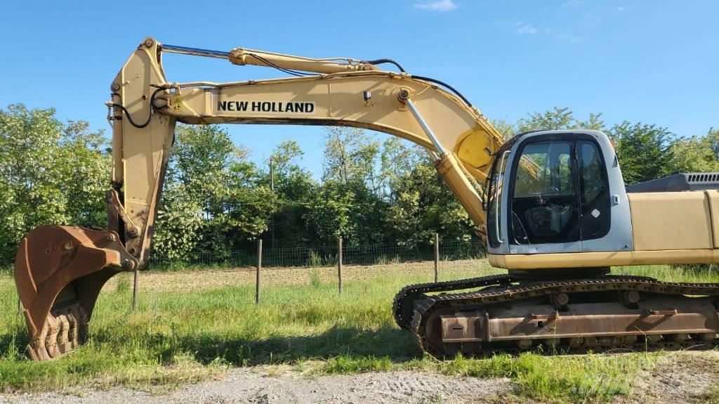 New Holland 335 حفارات زحافة