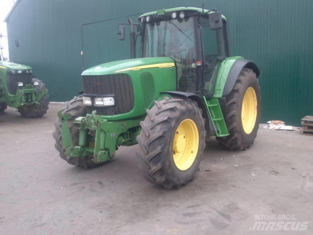 John Deere 6920 الجرارات