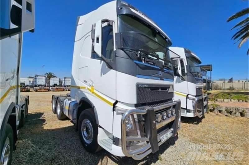 Volvo FH شاحنات أخرى