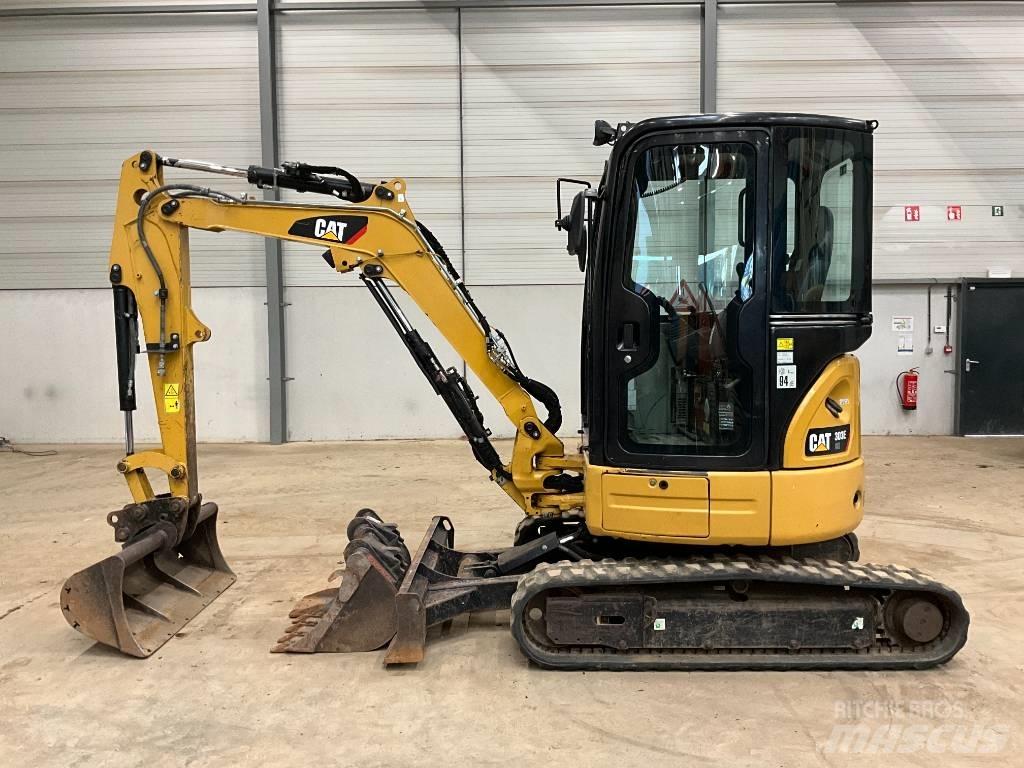 CAT 303 E CR حفارات صغيرة أقل من 7 طن (حفارات صغيرة)