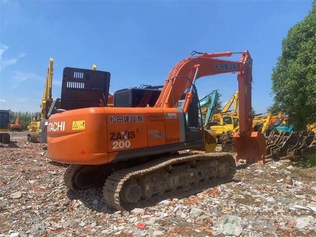 Hitachi ZX 200-3 G حفارات زحافة