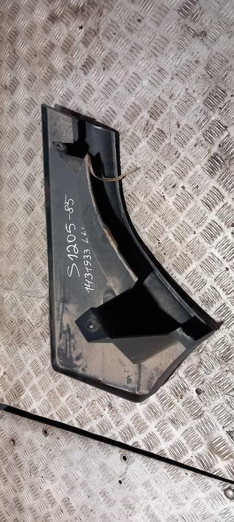 Scania R 440.  1431933 كابينة والداخلية