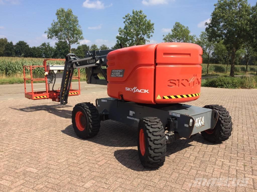SkyJack SJ 46 AJ رافعات سلة مفصلية