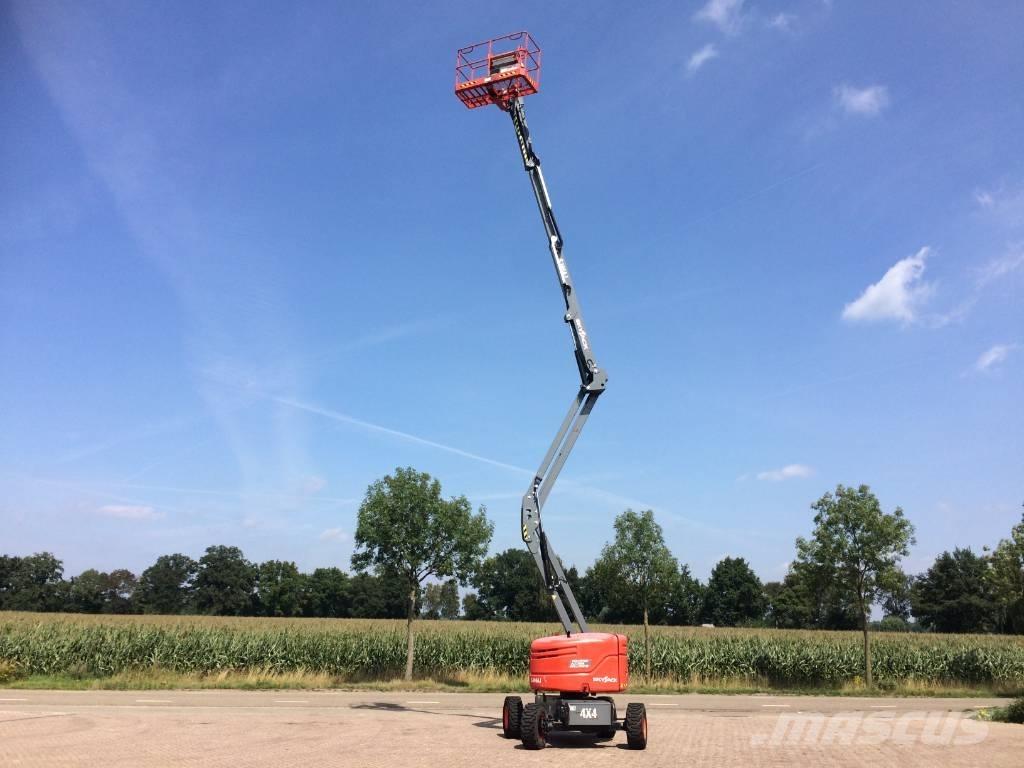 SkyJack SJ 46 AJ رافعات سلة مفصلية