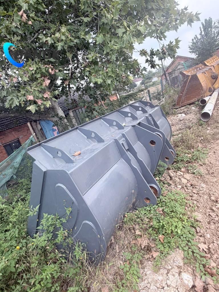 SDLG L 955 F لوادر بعجل