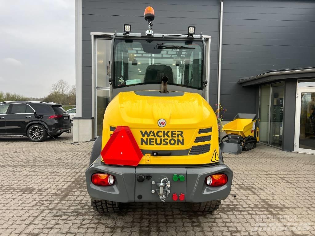 Wacker Neuson WL 52 لوادر بعجل